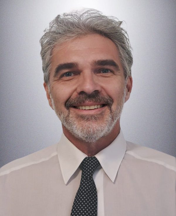Dr. Bezzegh